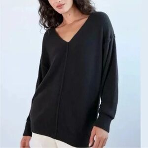 Wilfred Black Hush Knit V-Neck Sweater